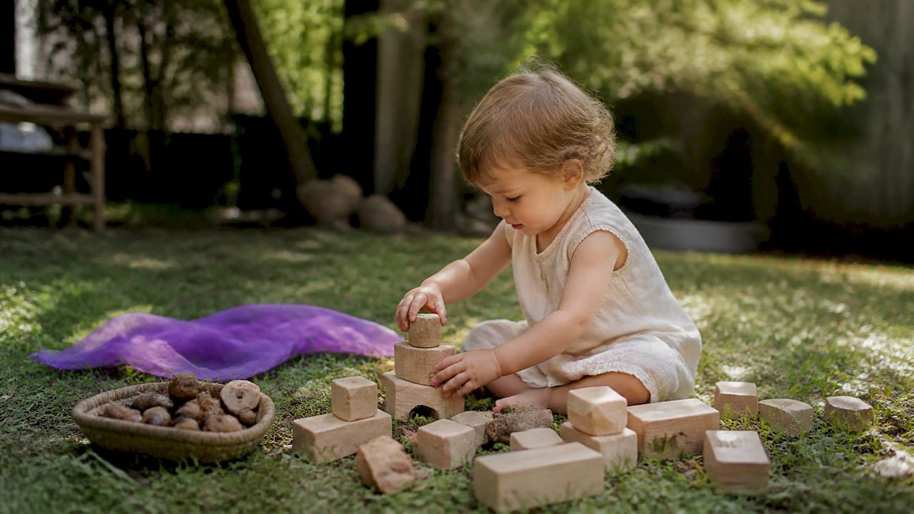 Open-Ended Play for Toddlers: What It Is and Why It Works
