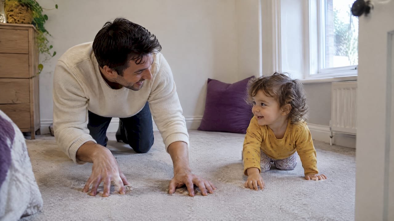 Toddler Bonding Activities Busy Parents Can Do in 2–15 Minutes